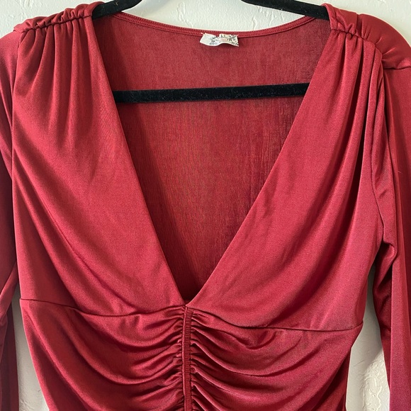 Free people intimately maroon scrunch blouse - Picture 6 of 7